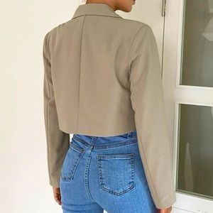Cropped blazer
